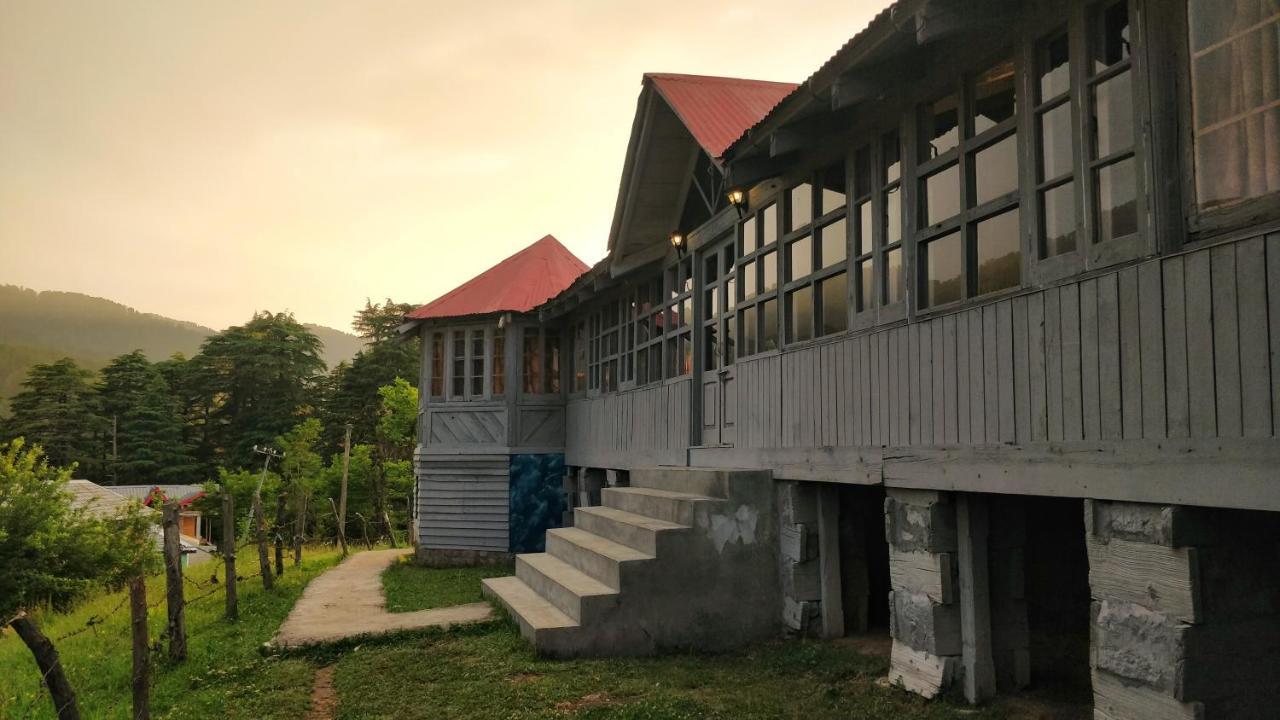 Black Bear Cottage Khajjiar Экстерьер фото